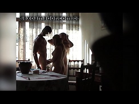 ❤️ Sexveninder inviterer en kæmpe mand og en trekant med ham ❤❌ Porno at da.epoxyflooringjanesville.top ❌